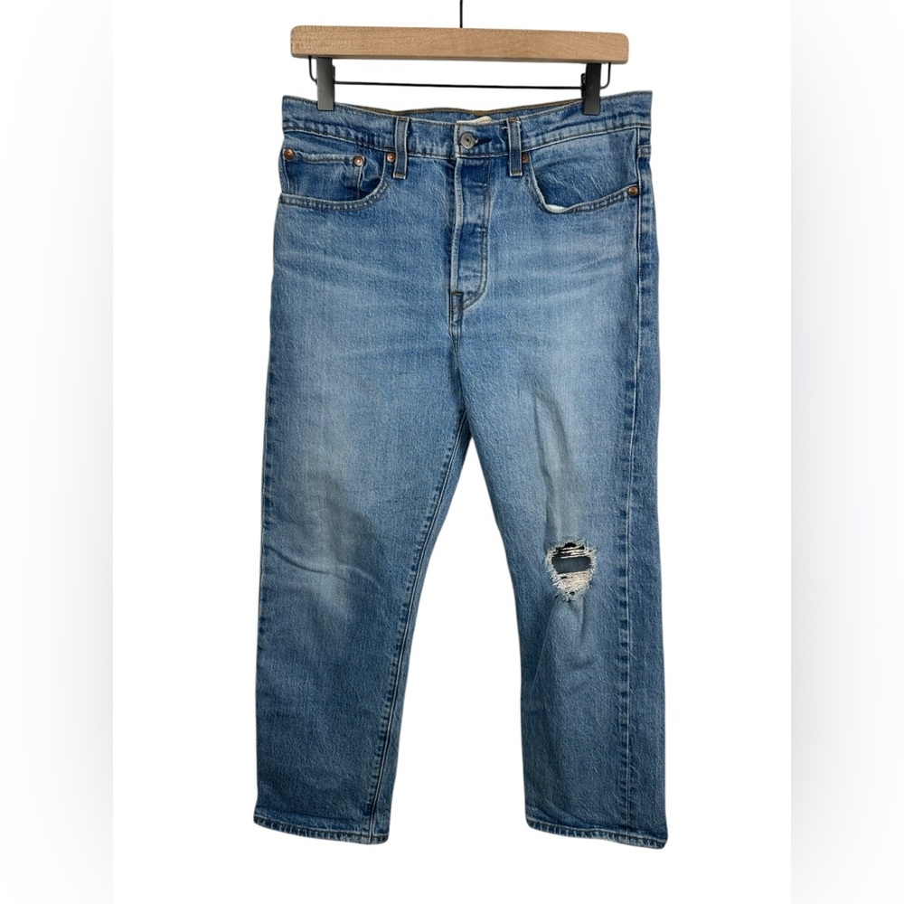 Levi’s Premium Wedgie Straight Jeans Size 30 Distressed High‎ Rise Medium Wash - Picture 2 of 11